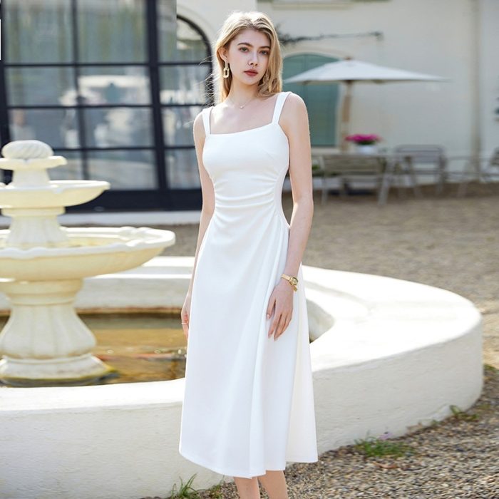 New High Sense French Style Temperament White Suspender Dress