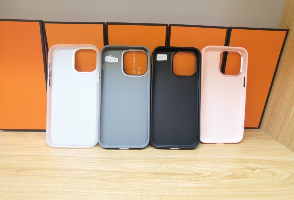 Four-color E-ink Screen Projection Screen DIY Phone Case - Image 3