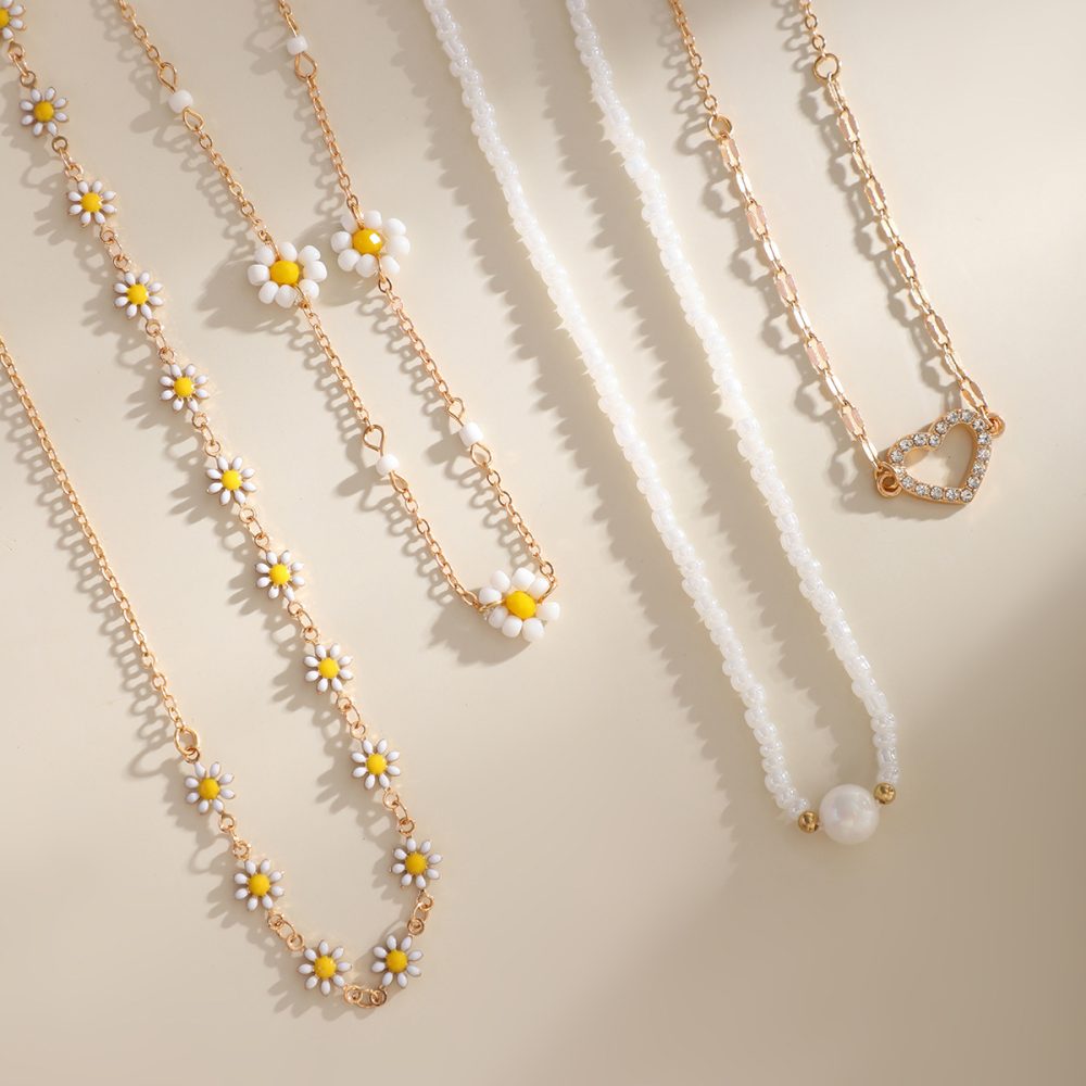 Women's Pearl Little Daisy Suit Necklace - Image 3