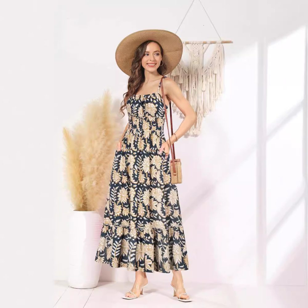 Women's Sleeveless Spaghetti Strap Pleated Pleated Beach Dress - Image 4