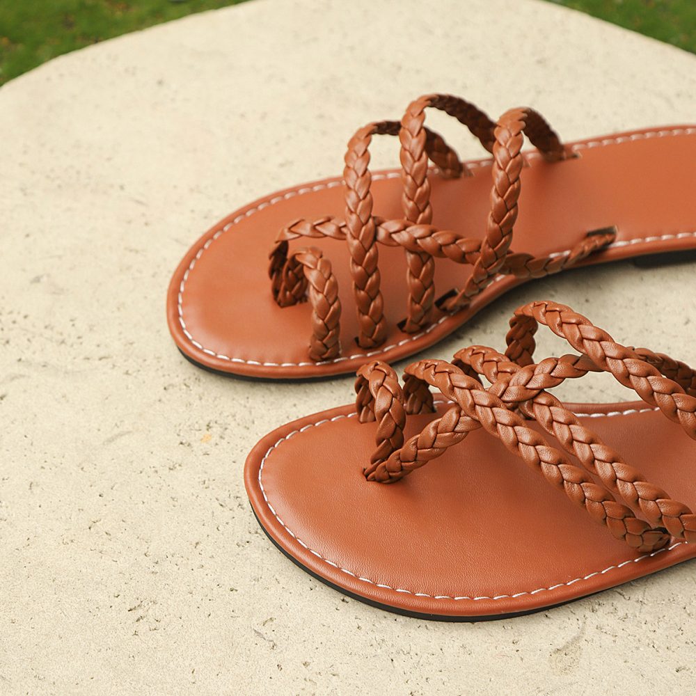 Summer Clip-toe Woven Sandals INS Fashion Beach Flat Slides Slippers Outdoor Roman Shoes For Women - Image 10