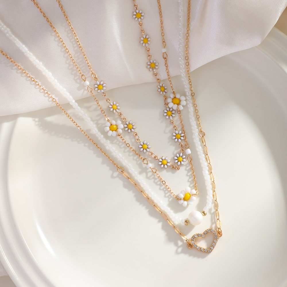 Women's Pearl Little Daisy Suit Necklace - Image 4