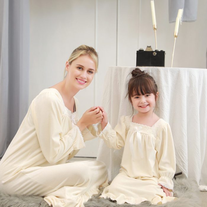 Autumn And Winter Girls' Parent-child Clothes Warm Double-sided Velvet Jade Hare Velvet Long Korean Princess Medium And Large Children's Nightdress