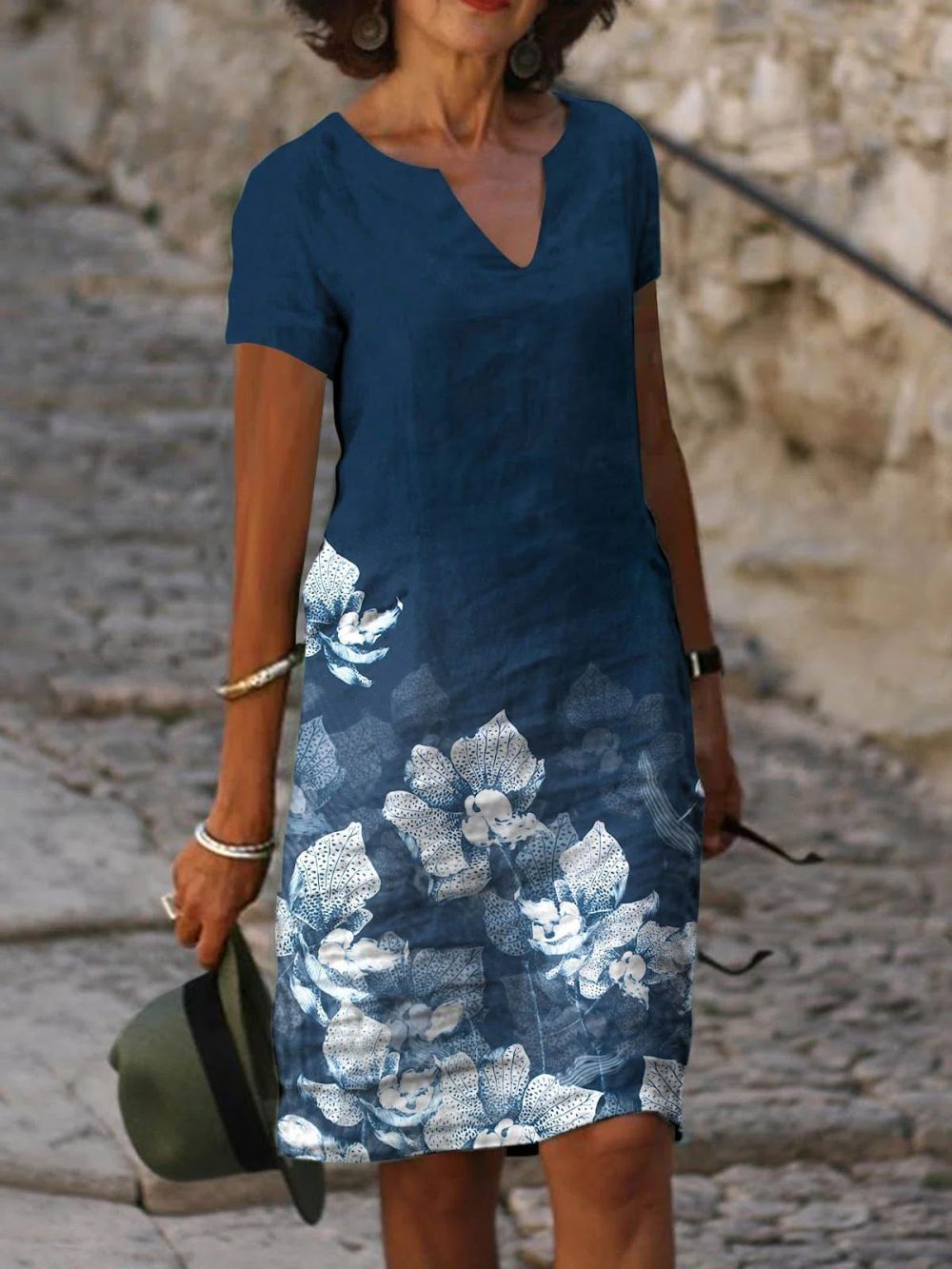 Women's Floral Printed Cotton And Linen Short-Sleeved V-Neck Mid-Length Dress - Image 4