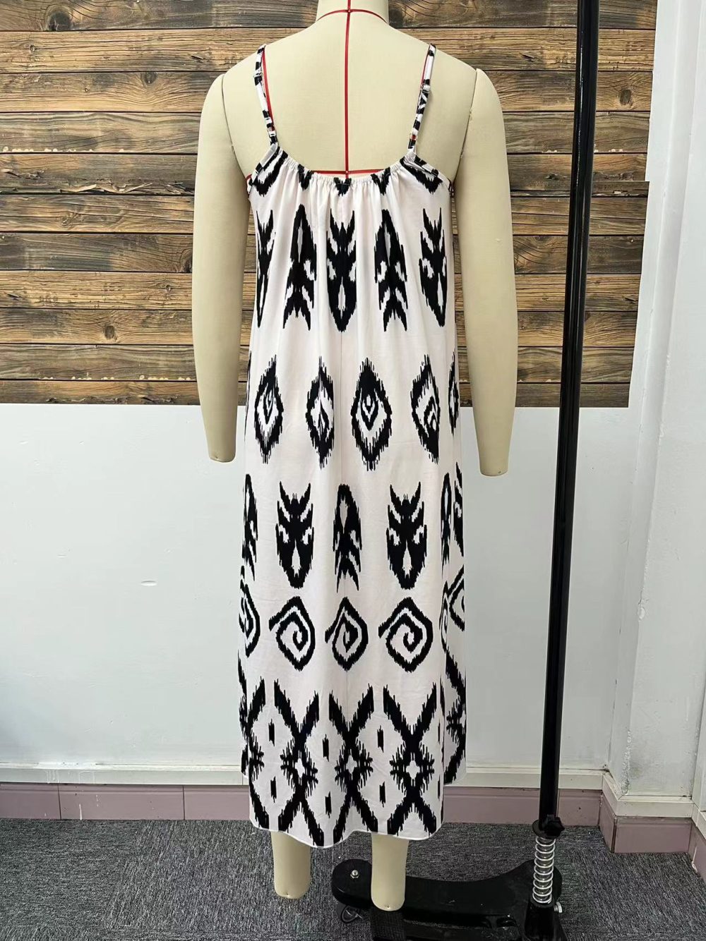 All-match Loose Printed Long Sleeveless Pullover Suspender Skirt - Image 10