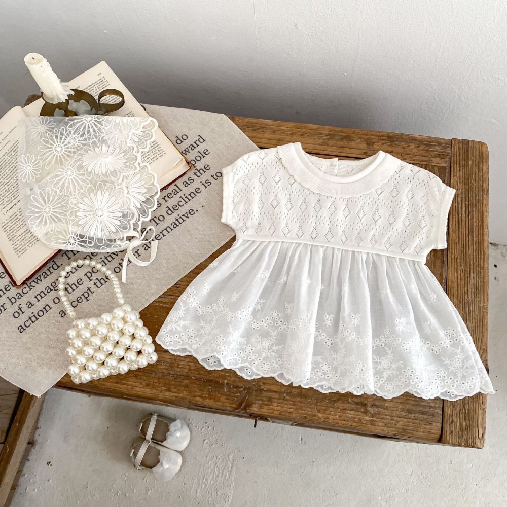 Casual Crocheted Hollow Sleeveless Knitted Stitching Lace Swing Top - Image 2