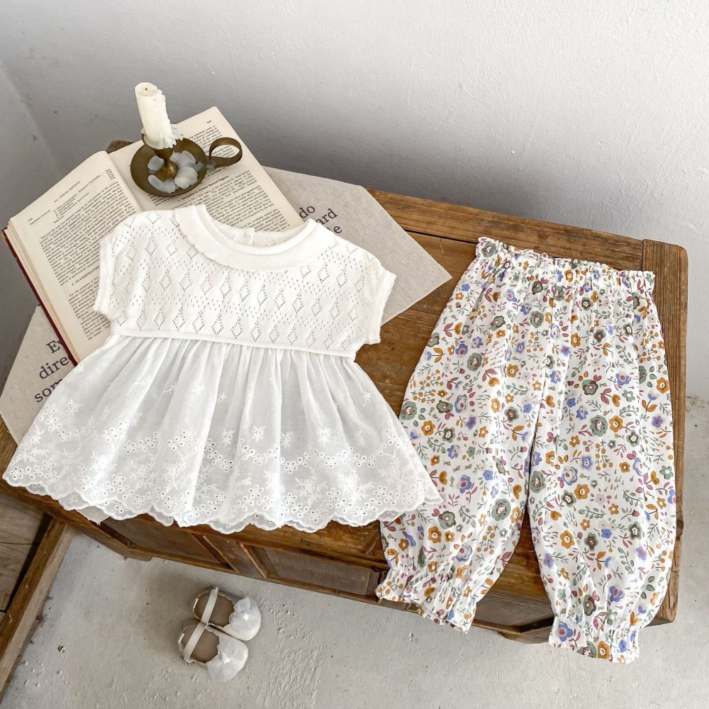 Casual Crocheted Hollow Sleeveless Knitted Stitching Lace Swing Top - Image 3